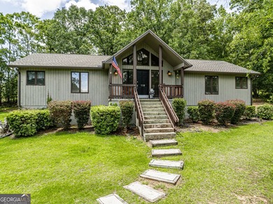 Just Minutes from Lake Sinclair - Space, Comfort & Updates - photo 4