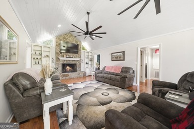 Just Minutes from Lake Sinclair - Space, Comfort & Updates - photo 8