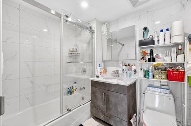 Newly Built Flushing 1Bedroom&1Bathroom Condo. Great design - photo 12