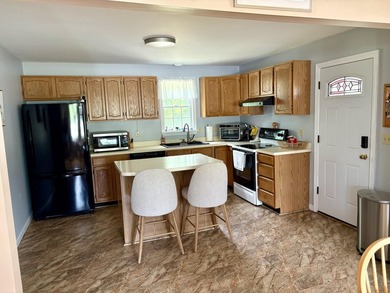 Coming to the market for the first time in over 20 years, this - photo 13