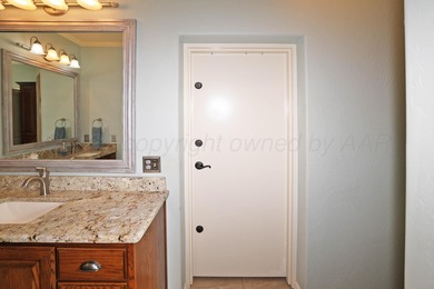 Charming Garden Home in Quail Creek - Built in 2014 Welcome to