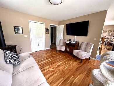 Coming to the market for the first time in over 20 years, this - photo 20