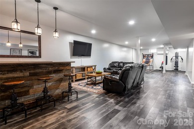 Nestled in the heart of highly desirable Lakeview Park, this - photo 28