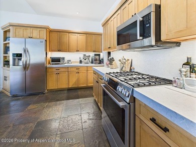 RIVER VALLEY RANCH -- GOLF COURSE LIVING IN A PRIVATE ENCLAVE - photo 9