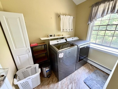 Coming to the market for the first time in over 20 years, this - photo 31