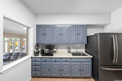 Set on a full acre in the exclusive gated community of Raintree - photo 32