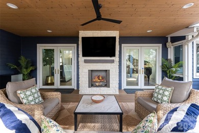 Nestled in the heart of highly desirable Lakeview Park, this - photo 35