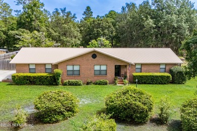 Crystal Lake - Clay County Home Sale Pending in Starke Florida