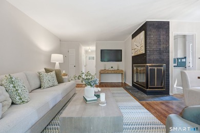 Welcome to this sun-drenched 3-bedroom, 2-bathroom ranch - photo 3