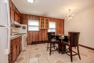 Well-kept 2BR/1.5BA single-family with a finished basement - photo 7