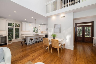 Thoughtfully renovated with a curated selection of designer - photo 13