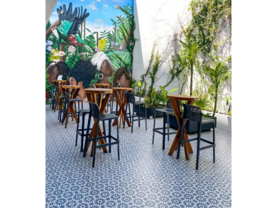 Prime Location 2-Bedroom Apartment Steps from Quinta Avenida &