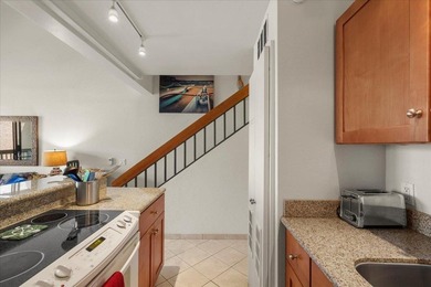 Top-floor 2-bedroom, 2-bathroom Maui Vista condo in highly - photo 15