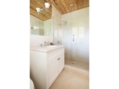 Ideally positioned in the coveted North End of Palm Beach Island - photo 29