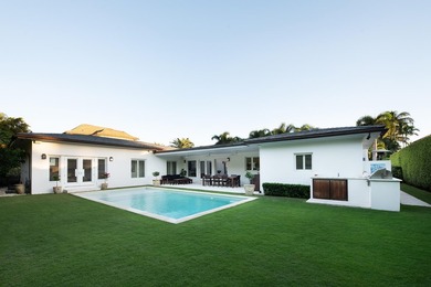 Ideally positioned in the coveted North End of Palm Beach Island - photo 32