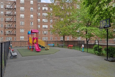 ***Owner Occupied, No Subletting***Bright 1 Bedroom And 1 - photo 13