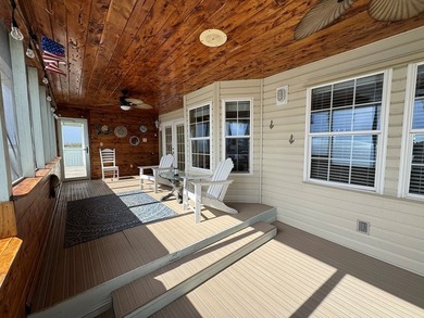 One of Horseshoe Beach's Finest.... This Luxurious 2/2 Gulf - photo 14
