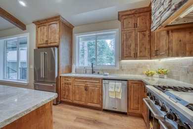 Experience mountain luxury in this gorgeous brand-new alpine - photo 21