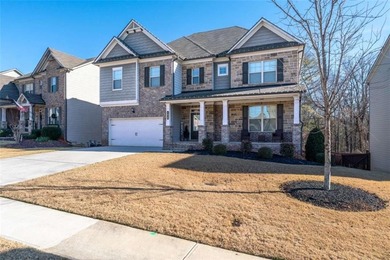 Looper Lake Home For Sale in Flowery Branch Georgia