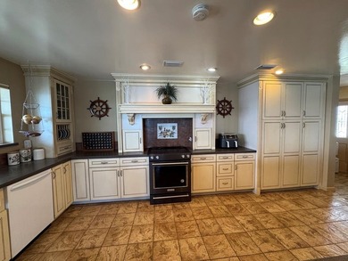 One of Horseshoe Beach's Finest.... This Luxurious 2/2 Gulf - photo 25