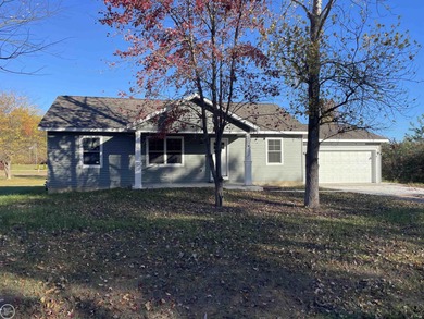 Lake Huron - Sanilac County Home Active Under Contract in Lexington Michigan