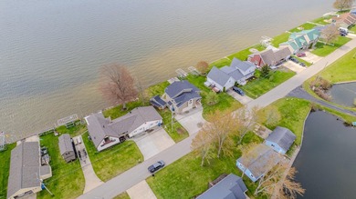 Lakefront with Spectacular sunset & sunrise Views! 5 bedrooms 3 - photo 11
