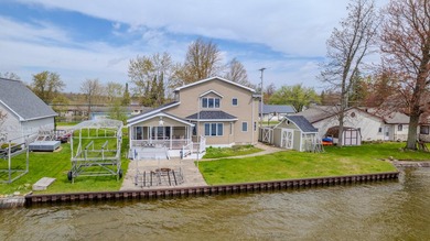 Lakefront with Spectacular sunset & sunrise Views! 5 bedrooms 3 - photo 25