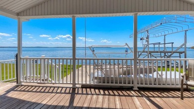 Lakefront with Spectacular sunset & sunrise Views! 5 bedrooms 3 - photo 30