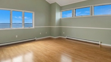 Lakefront with Spectacular sunset & sunrise Views! 5 bedrooms 3 - photo 35