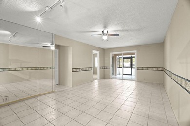 Virtually Staged. Welcome to Bay Oaks Condos! This first-floor - photo 7