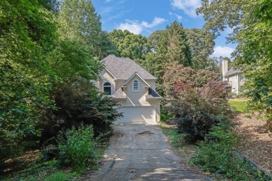 Lake Home For Sale in Flowery Branch, Georgia