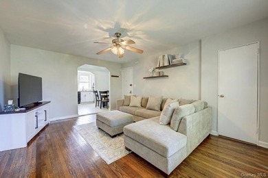 Welcome to this bright and airy retreat at quiet Baydale Tenants - photo 5