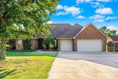 Welcome to 5 Quanah Mountain Road in the desirable Oak Meadows - photo 2