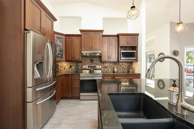 Your Own Slice of Paradise!  This beautifully maintained - photo 12
