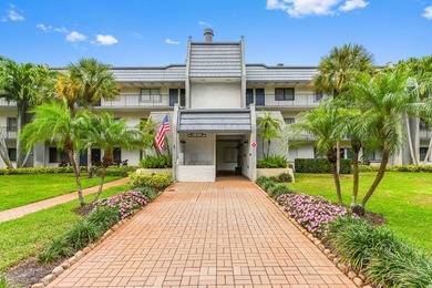 Experience the ultimate Florida lifestyle in this expansive - photo 15