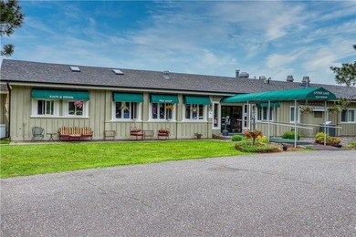 Enjoy lakeside living with this 2BR/2BA condo at the Spider Lake - photo 3