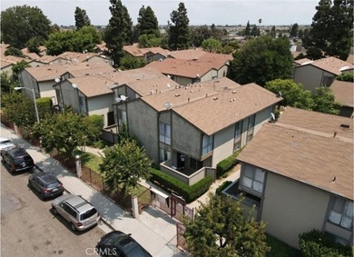 Welcome to this South Bay townhome located in the - photo 1