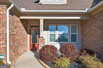 Welcome to Manchester Drive, where classic Craftsman charm meets - photo 3
