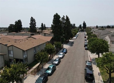 Welcome to this South Bay townhome located in the - photo 7