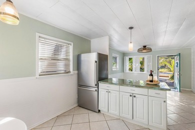 Fantastic one-of-a-kind Florida beach cottage located in the - photo 16