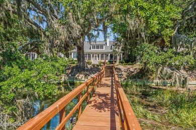 Fabulous Deep Water, South Facing, Custom Estate with - photo 6