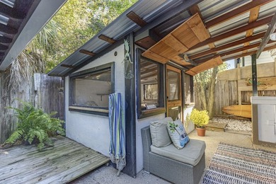 Fantastic one-of-a-kind Florida beach cottage located in the - photo 30