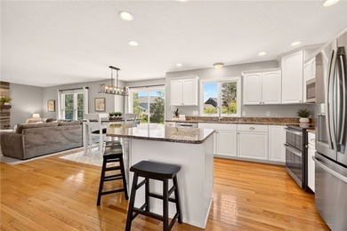 Welcome to this beautifully updated 4 bedroom, 2.5 bath Colonial - photo 7