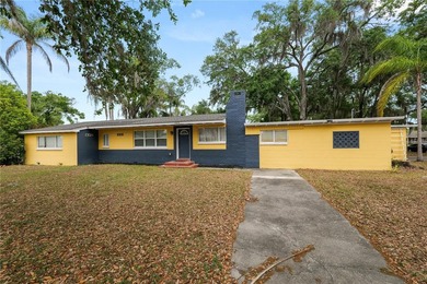 Lake Hollingsworth Home For Sale in Lakeland Florida