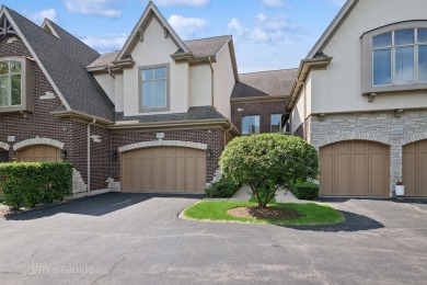 Lake Townhome/Townhouse For Sale in Deer Park, Illinois