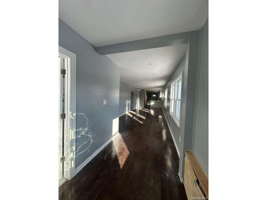 This amazing fully renovated house has on the 1st fl: 4 bedroom - photo 3