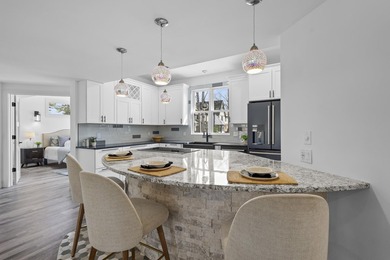 Welcome to modern perfection in coveted Maple Bluff. This - photo 13