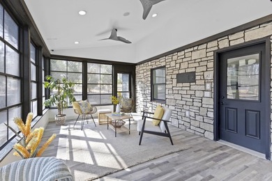 Welcome to modern perfection in coveted Maple Bluff. This - photo 23