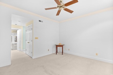 LOCATION! LOCATION! LOCATION! This beautiful first floor, corner - photo 26