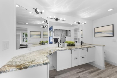 Welcome to modern perfection in coveted Maple Bluff. This - photo 30